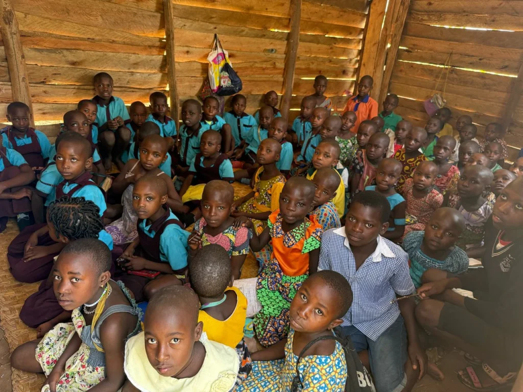 Sponsor a students lunch for a year